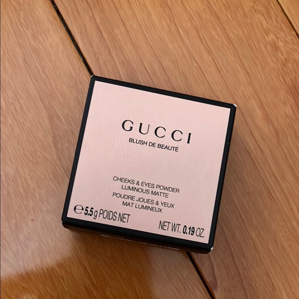 Gucci Blush Powder Compact